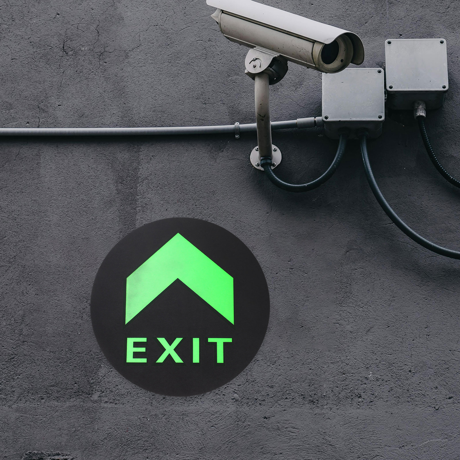 5Pcs Stiker Tanda Keluar Berca - Emergency Exit Sign ulasan dan harga